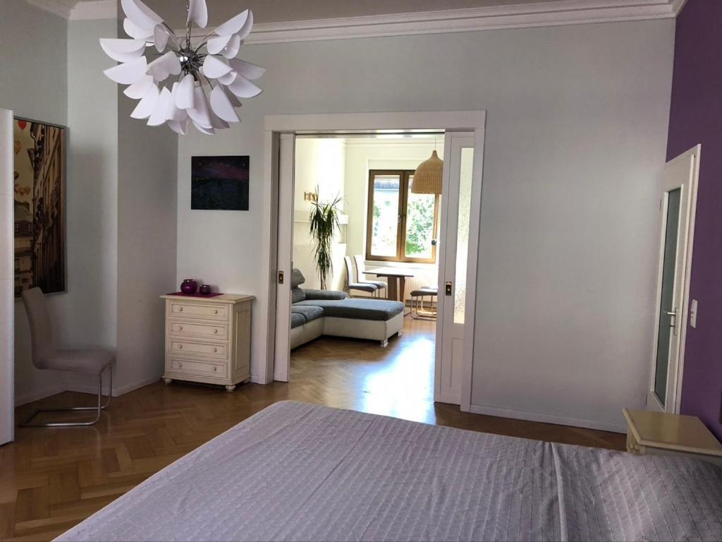 Ferienwohnung An Der Gruenen Clara Erfurt Bagian luar foto
