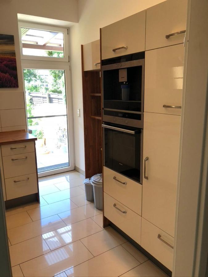 Ferienwohnung An Der Gruenen Clara Erfurt Bagian luar foto